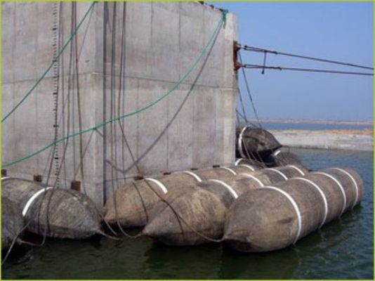 jakość  Floating Marine Salvage Airbags Natural Rubber Rescue Ship Launching fabryka