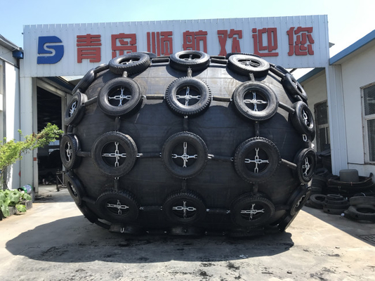 Typ netto Początkowe ciśnienie wewnętrzne 50 kPa Statek do wysyłki Marine Rubber Fender