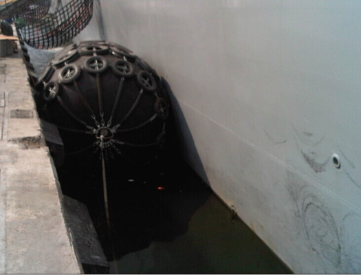 1260D9091 Yokohama Rubber Fender Ship To Quay Czarne nadmuchiwane błotniki dokujące