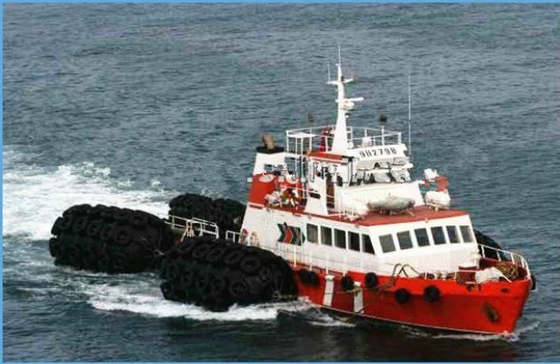ISO17357 80kpa Sling Fender 50kpa Nadmuchiwany gumowy błotnik morski